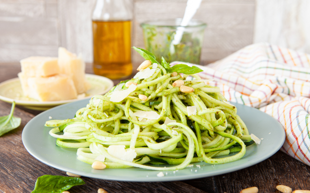 Market tour, fresh pasta, pesto and Tiramisu (Cooking class in english)